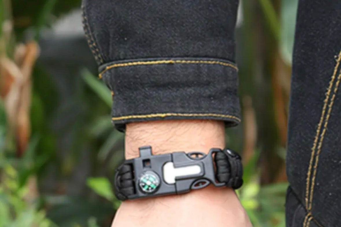 Paracord Survival bracelets